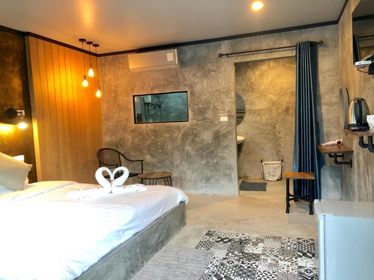 Ongsa House Hotell Bang Tao-stranden Eksteriør bilde