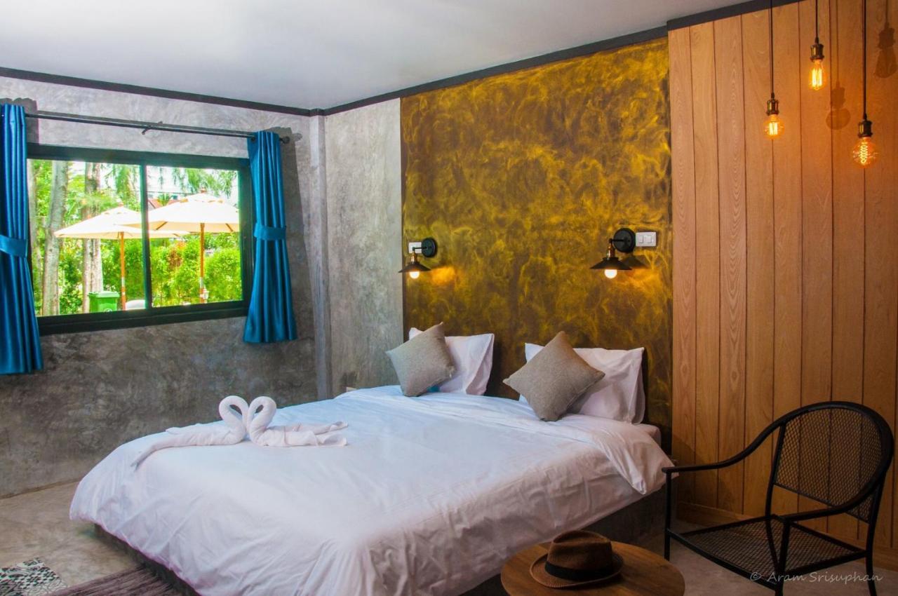 Ongsa House Hotell Bang Tao-stranden Eksteriør bilde